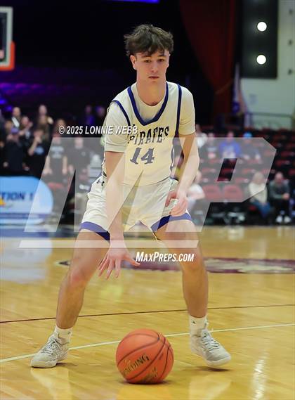 Thumbnail 1 in Pearl River vs. Albertus Magnus (NYSPHSAA Section 1 Class A Semifinal) photogallery.