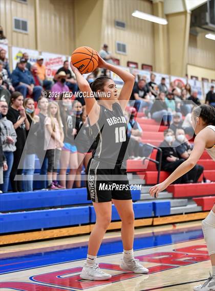 Thumbnail 3 in Salem vs. Bigelow (AAA 2A State Semi Final) photogallery.