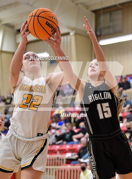 Thumbnail 1 in Salem vs. Bigelow (AAA 2A State Semi Final) photogallery.