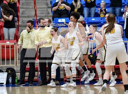 Thumbnail 2 in Salem vs. Bigelow (AAA 2A State Semi Final) photogallery.