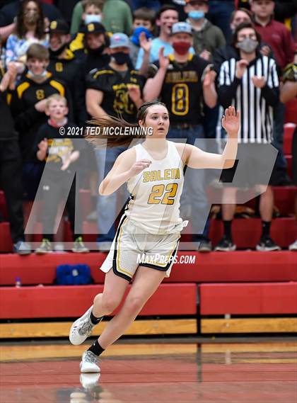 Thumbnail 3 in Salem vs. Bigelow (AAA 2A State Semi Final) photogallery.