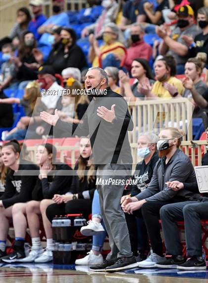 Thumbnail 1 in Salem vs. Bigelow (AAA 2A State Semi Final) photogallery.