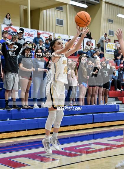 Thumbnail 3 in Salem vs. Bigelow (AAA 2A State Semi Final) photogallery.