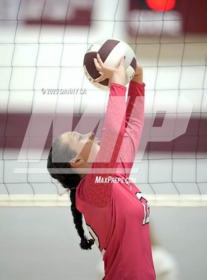 Thumbnail 2 in JV: James Wood @ Warren County photogallery.