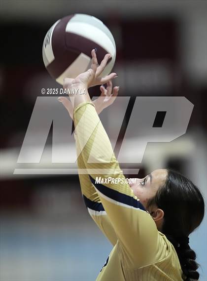 Thumbnail 3 in JV: James Wood @ Warren County photogallery.