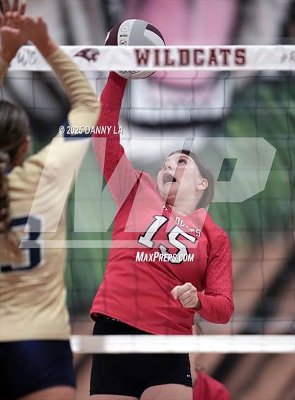 Thumbnail 2 in JV: James Wood @ Warren County photogallery.