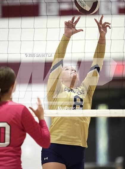 Thumbnail 1 in JV: James Wood @ Warren County photogallery.