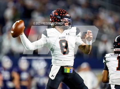 Thumbnail 2 in Smithson Valley vs. Aledo (UIL 5A D1 Football Final) photogallery.