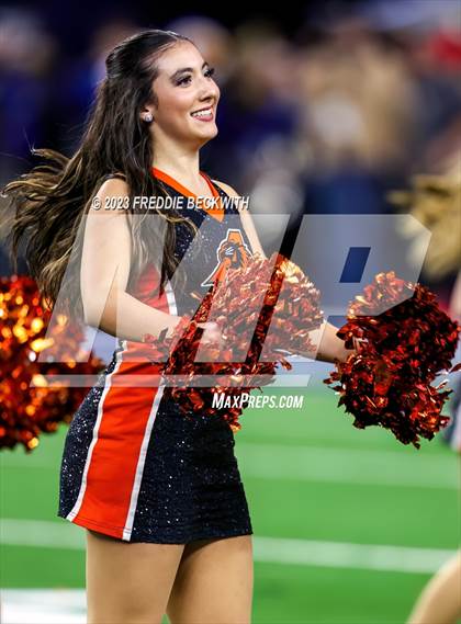 Thumbnail 1 in Smithson Valley vs. Aledo (UIL 5A D1 Football Final) photogallery.