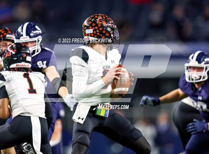 Thumbnail 1 in Smithson Valley vs. Aledo (UIL 5A D1 Football Final) photogallery.
