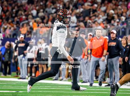 Thumbnail 3 in Smithson Valley vs. Aledo (UIL 5A D1 Football Final) photogallery.