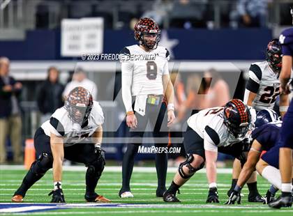 Thumbnail 3 in Smithson Valley vs. Aledo (UIL 5A D1 Football Final) photogallery.