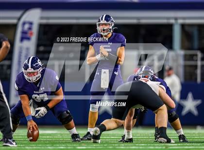 Thumbnail 2 in Smithson Valley vs. Aledo (UIL 5A D1 Football Final) photogallery.