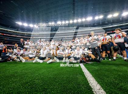 Thumbnail 2 in Smithson Valley vs. Aledo (UIL 5A D1 Football Final) photogallery.