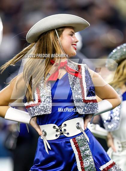 Thumbnail 3 in Smithson Valley vs. Aledo (UIL 5A D1 Football Final) photogallery.