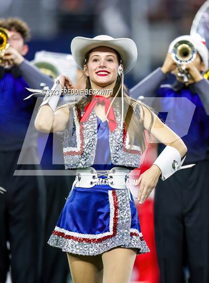 Thumbnail 2 in Smithson Valley vs. Aledo (UIL 5A D1 Football Final) photogallery.