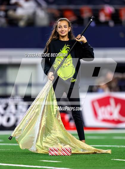 Thumbnail 2 in Smithson Valley vs. Aledo (UIL 5A D1 Football Final) photogallery.