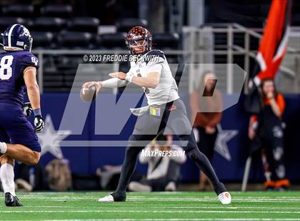 Thumbnail 3 in Smithson Valley vs. Aledo (UIL 5A D1 Football Final) photogallery.