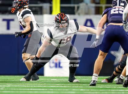 Thumbnail 1 in Smithson Valley vs. Aledo (UIL 5A D1 Football Final) photogallery.