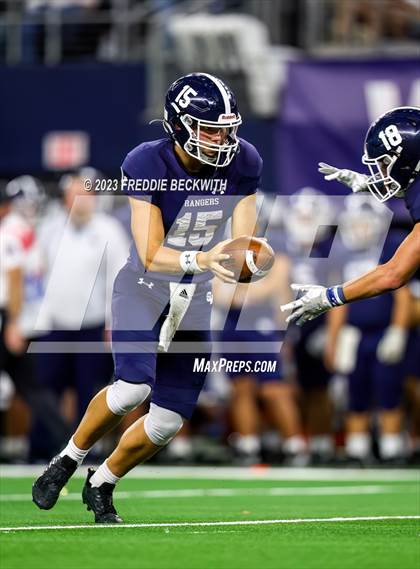 Thumbnail 3 in Smithson Valley vs. Aledo (UIL 5A D1 Football Final) photogallery.