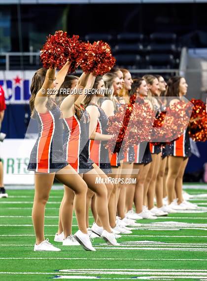 Thumbnail 2 in Smithson Valley vs. Aledo (UIL 5A D1 Football Final) photogallery.