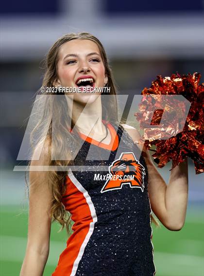 Thumbnail 1 in Smithson Valley vs. Aledo (UIL 5A D1 Football Final) photogallery.