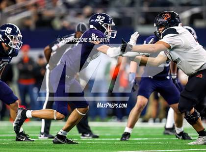 Thumbnail 3 in Smithson Valley vs. Aledo (UIL 5A D1 Football Final) photogallery.