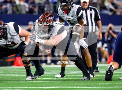 Thumbnail 2 in Smithson Valley vs. Aledo (UIL 5A D1 Football Final) photogallery.