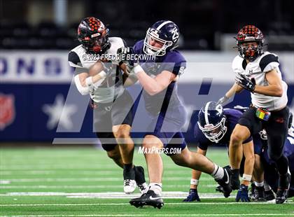 Thumbnail 3 in Smithson Valley vs. Aledo (UIL 5A D1 Football Final) photogallery.