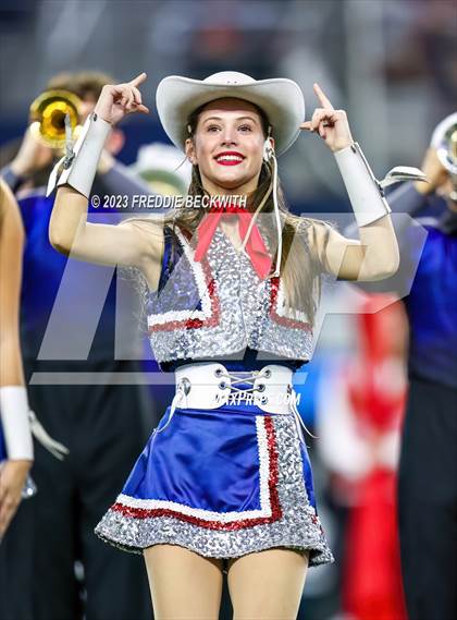 Thumbnail 3 in Smithson Valley vs. Aledo (UIL 5A D1 Football Final) photogallery.