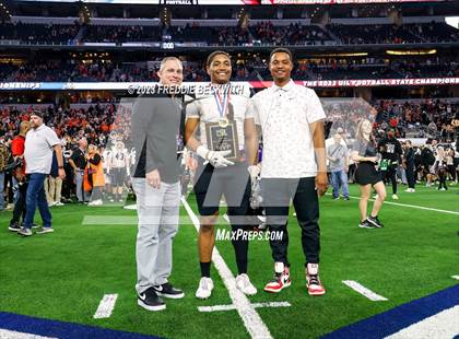 Thumbnail 1 in Smithson Valley vs. Aledo (UIL 5A D1 Football Final) photogallery.