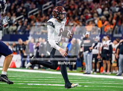 Thumbnail 2 in Smithson Valley vs. Aledo (UIL 5A D1 Football Final) photogallery.