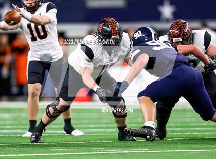 Thumbnail 2 in Smithson Valley vs. Aledo (UIL 5A D1 Football Final) photogallery.