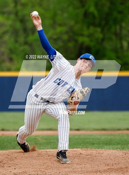Thumbnail 3 in Beechwood @ Covington Catholic photogallery.