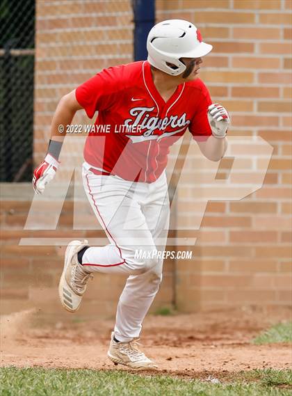 Thumbnail 1 in Beechwood @ Covington Catholic photogallery.