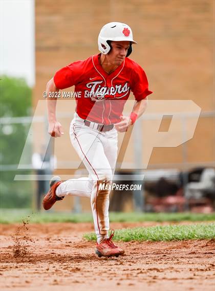 Thumbnail 1 in Beechwood @ Covington Catholic photogallery.