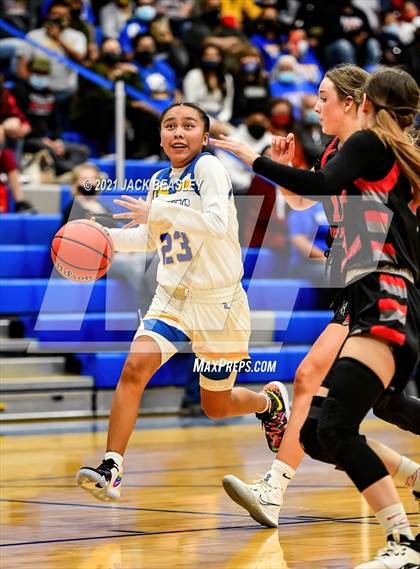 Thumbnail 2 in Fort Thomas vs. Mogollon (AIA 1A Final) photogallery.