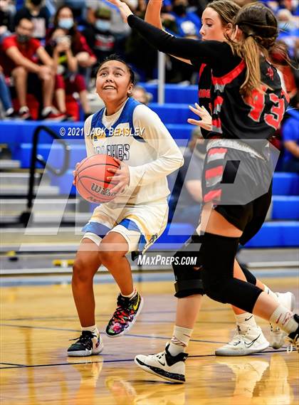 Thumbnail 3 in Fort Thomas vs. Mogollon (AIA 1A Final) photogallery.