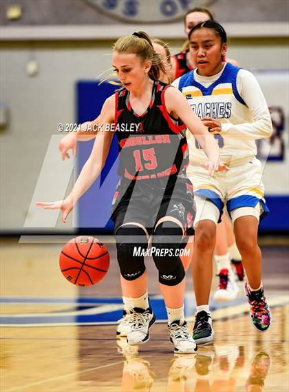 Thumbnail 1 in Fort Thomas vs. Mogollon (AIA 1A Final) photogallery.