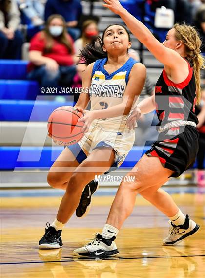 Thumbnail 3 in Fort Thomas vs. Mogollon (AIA 1A Final) photogallery.