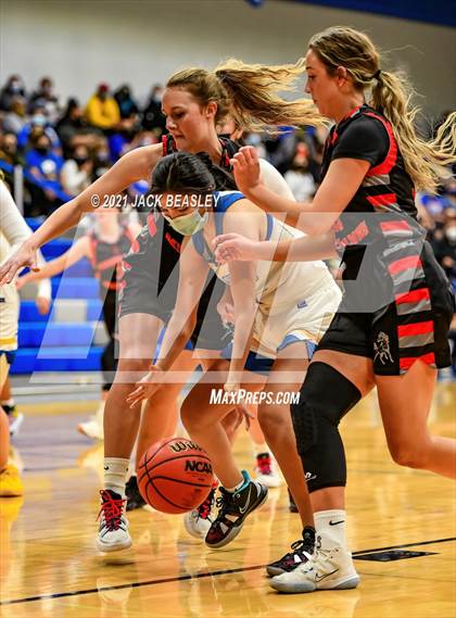 Thumbnail 2 in Fort Thomas vs. Mogollon (AIA 1A Final) photogallery.