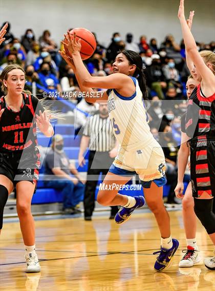 Thumbnail 3 in Fort Thomas vs. Mogollon (AIA 1A Final) photogallery.