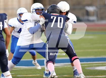 Thumbnail 1 in Del Campo @ Vista del Lago photogallery.