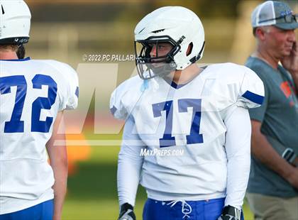 Thumbnail 2 in Del Campo @ Vista del Lago photogallery.