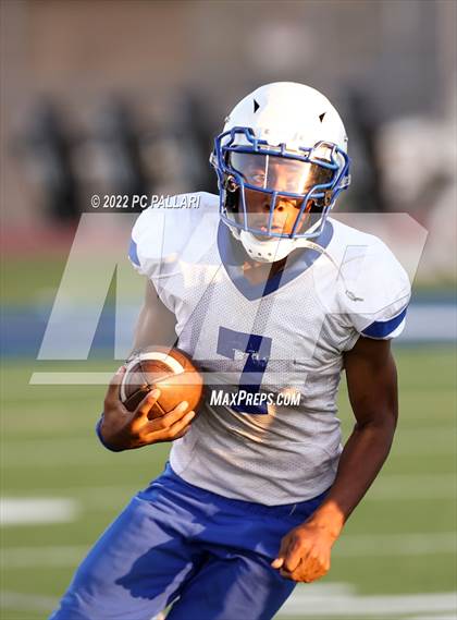 Thumbnail 3 in Del Campo @ Vista del Lago photogallery.