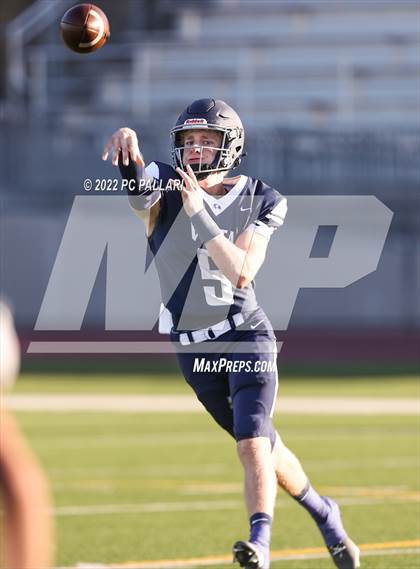 Thumbnail 2 in Del Campo @ Vista del Lago photogallery.