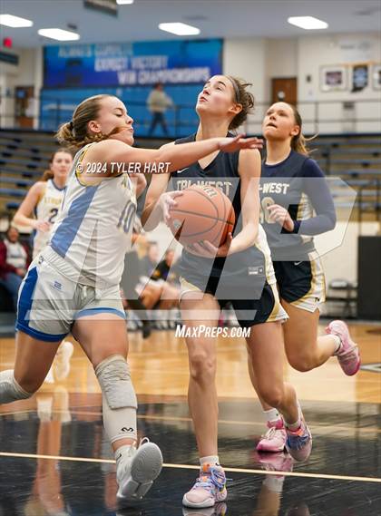 Thumbnail 2 in Tri-West Hendricks vs. Crawfordsville (IHSAA 4A Sectional 25 First Round) photogallery.