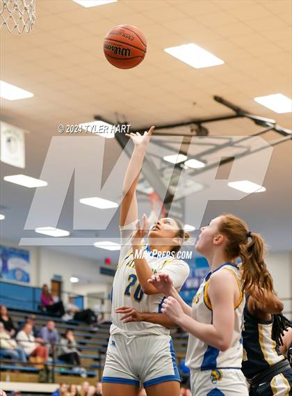 Thumbnail 1 in Tri-West Hendricks vs. Crawfordsville (IHSAA 4A Sectional 25 First Round) photogallery.