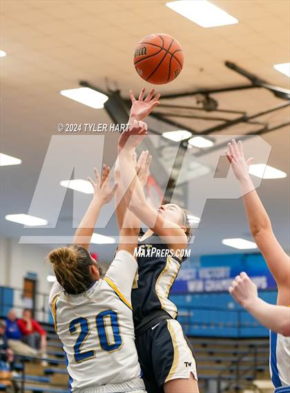 Thumbnail 3 in Tri-West Hendricks vs. Crawfordsville (IHSAA 4A Sectional 25 First Round) photogallery.