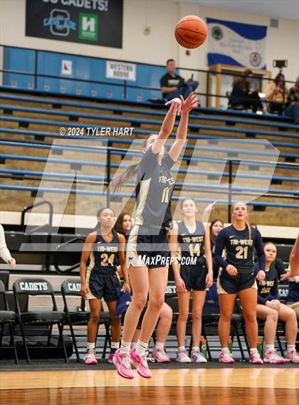 Thumbnail 1 in Tri-West Hendricks vs. Crawfordsville (IHSAA 4A Sectional 25 First Round) photogallery.
